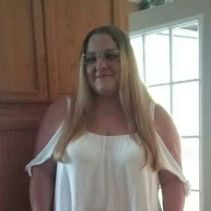 Meet your Posher, Tia